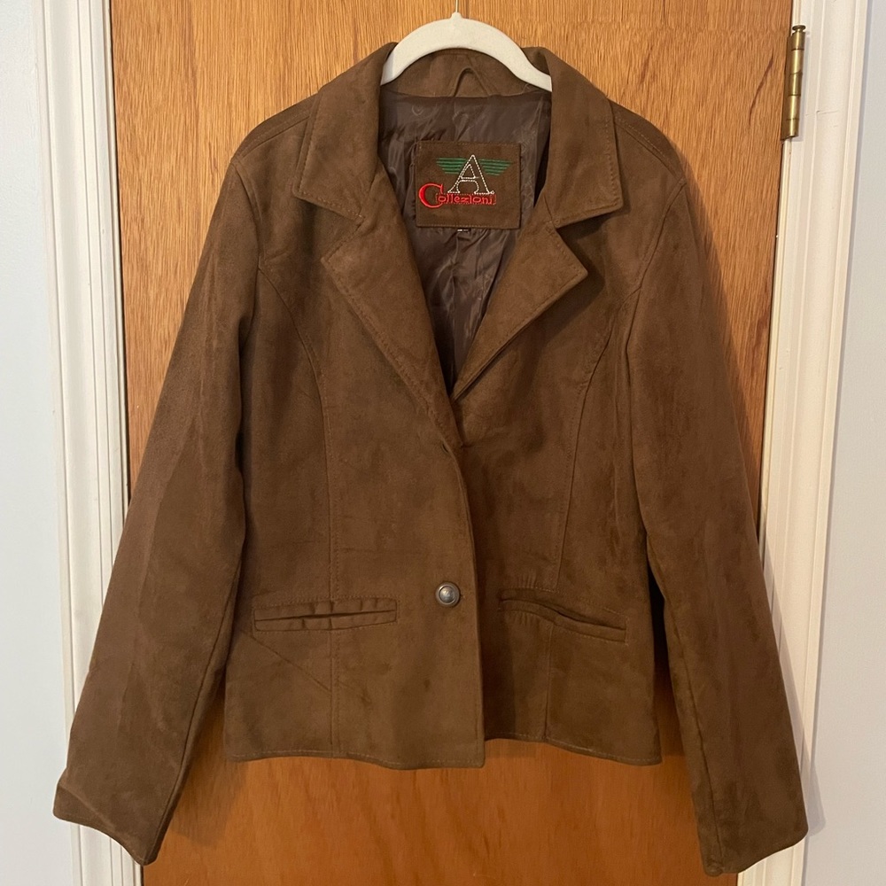 Brown suede Armani Collezioni blazer